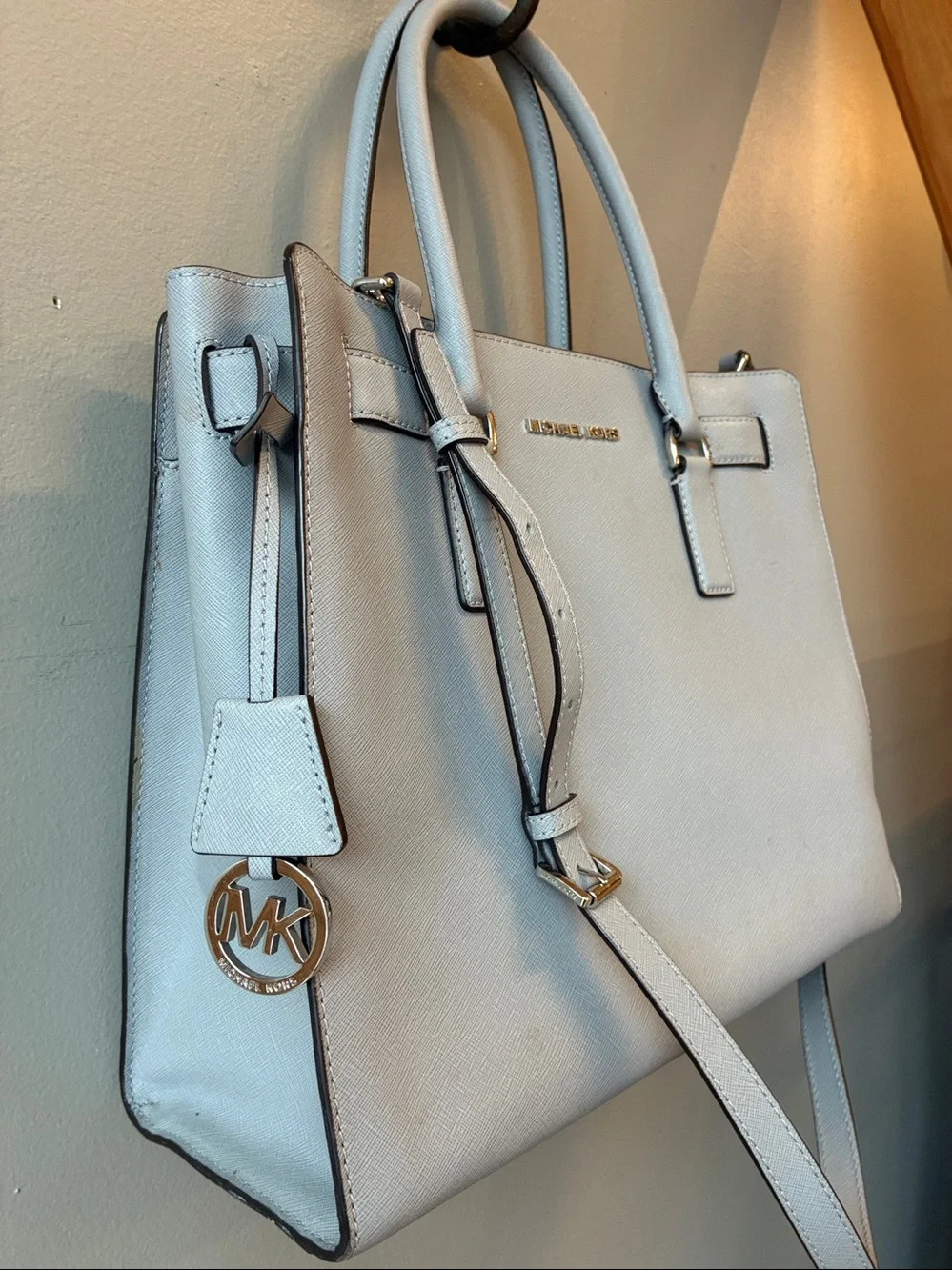 Michael Kors Dillon Light Grey Saffiano Satchel with Shoulder Strap - Picture 2 of 9